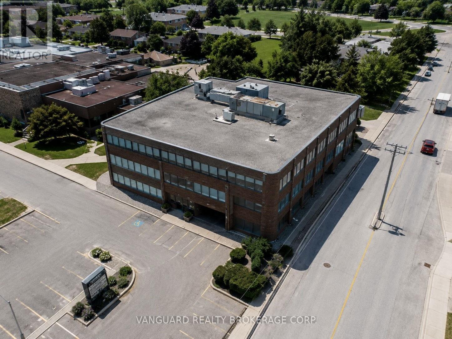 200 - 2227 South Mill Way, Mississauga, Ontario  L5L 3R6 - Photo 3 - W10412243