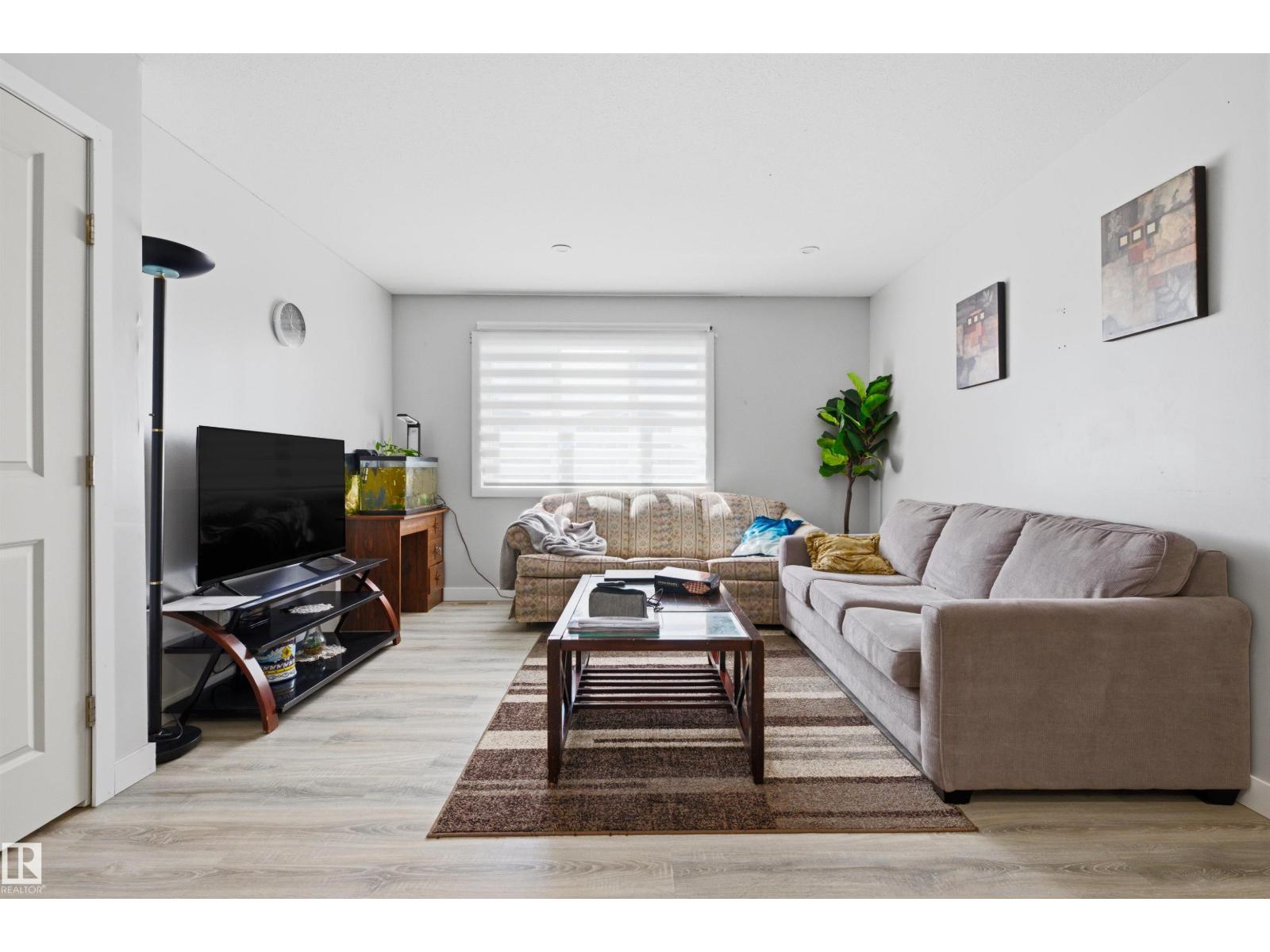7002 50 Av, Camrose, Alberta  T4V 5G1 - Photo 4 - E4491747