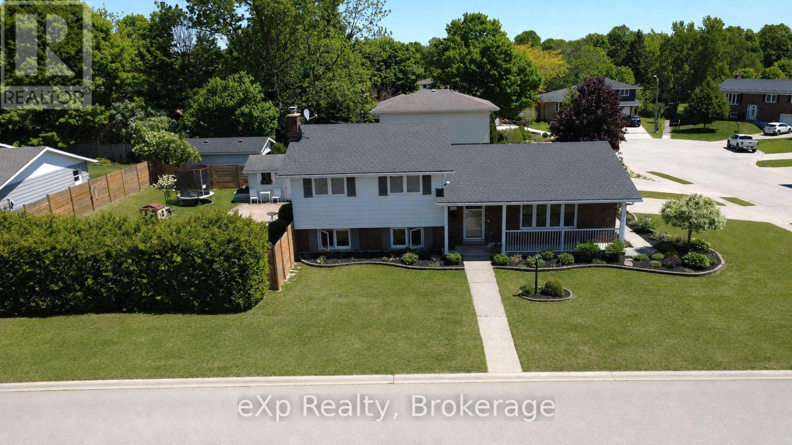 543 Thede Drive, Saugeen Shores, Ontario  N0H 2C4 - Photo 4 - X13241376