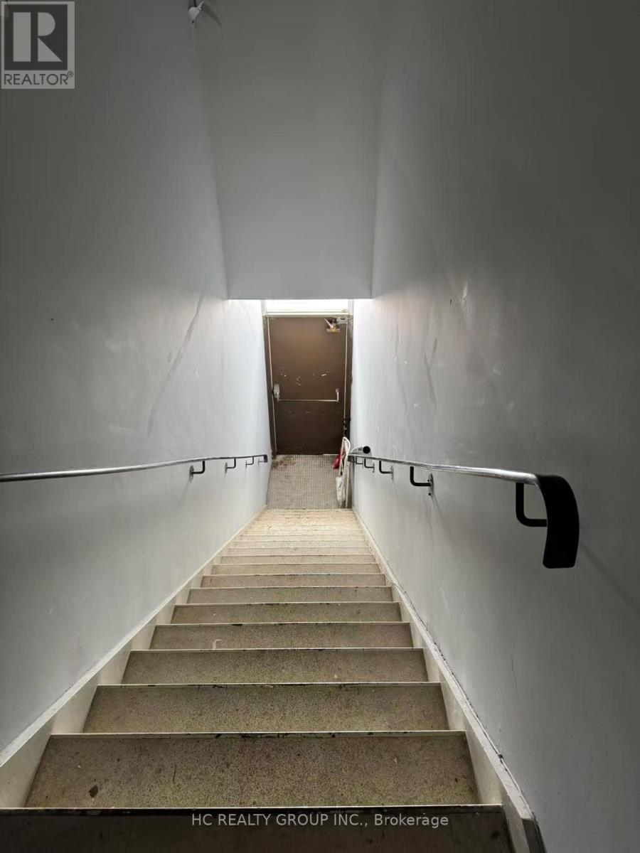 2b - 7027 Yonge Street, Markham, Ontario  L3T 2A5 - Photo 11 - C12883100