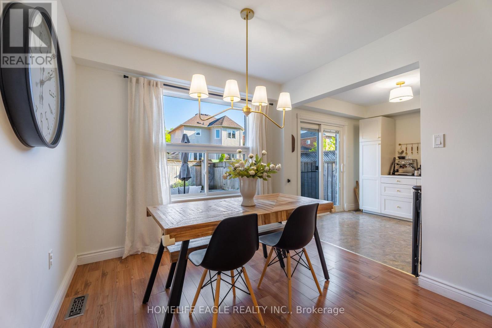 97 Crittenden Drive, Georgina, Ontario  L4P 4E3 - Photo 6 - N13240372