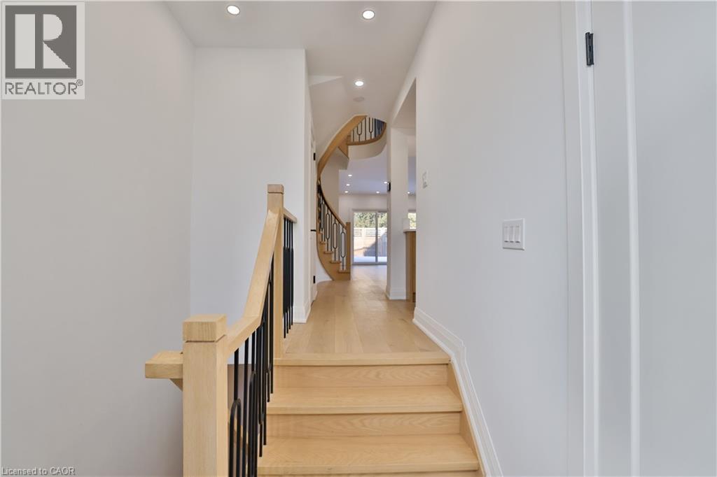 63 Tradewind Drive, Oakville, Ontario  L6L 6K8 - Photo 6 - 40810820