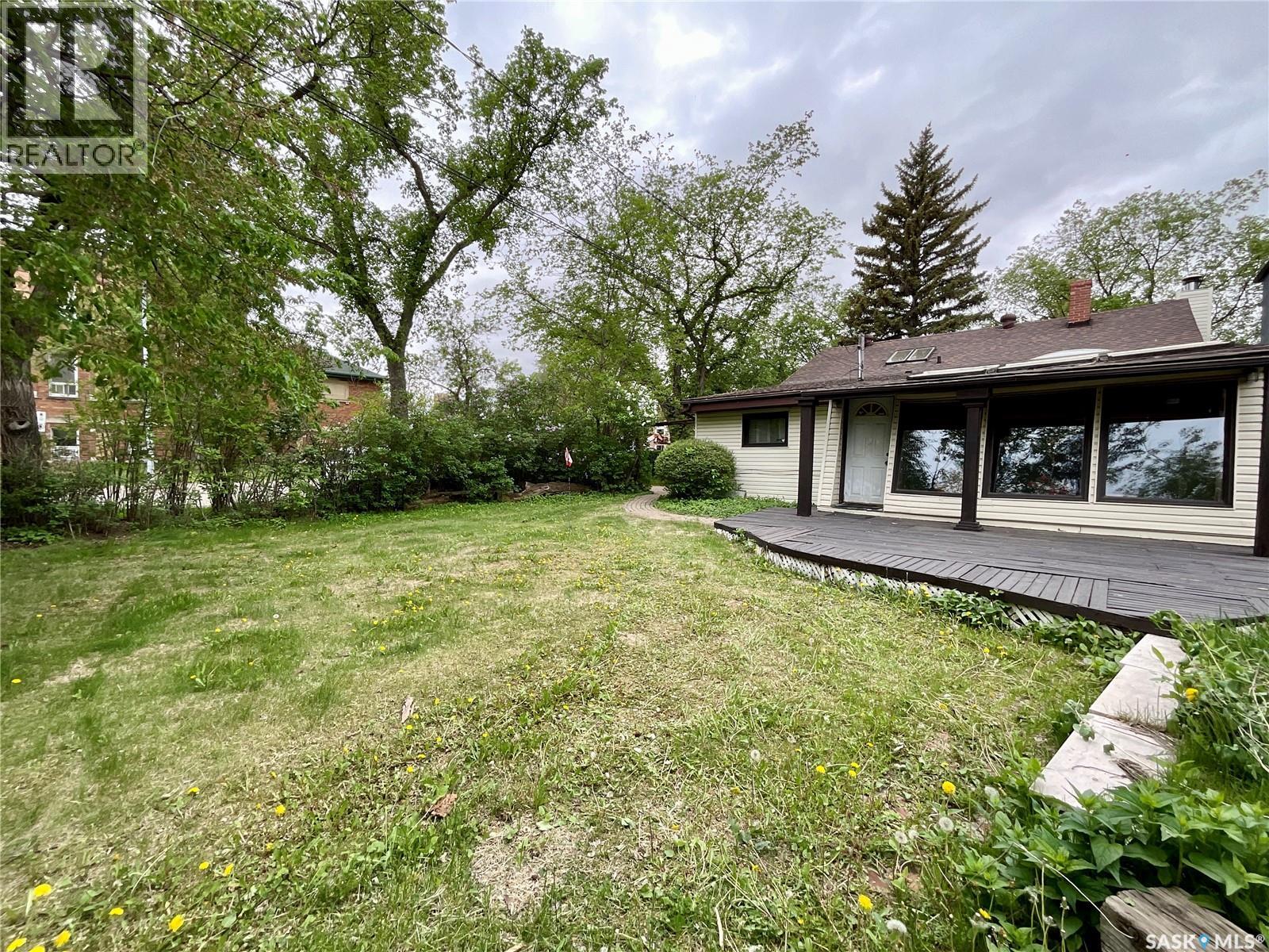 2879 Garnet Street, Regina, Saskatchewan  S4S 1X1 - Photo 52 - SK038192