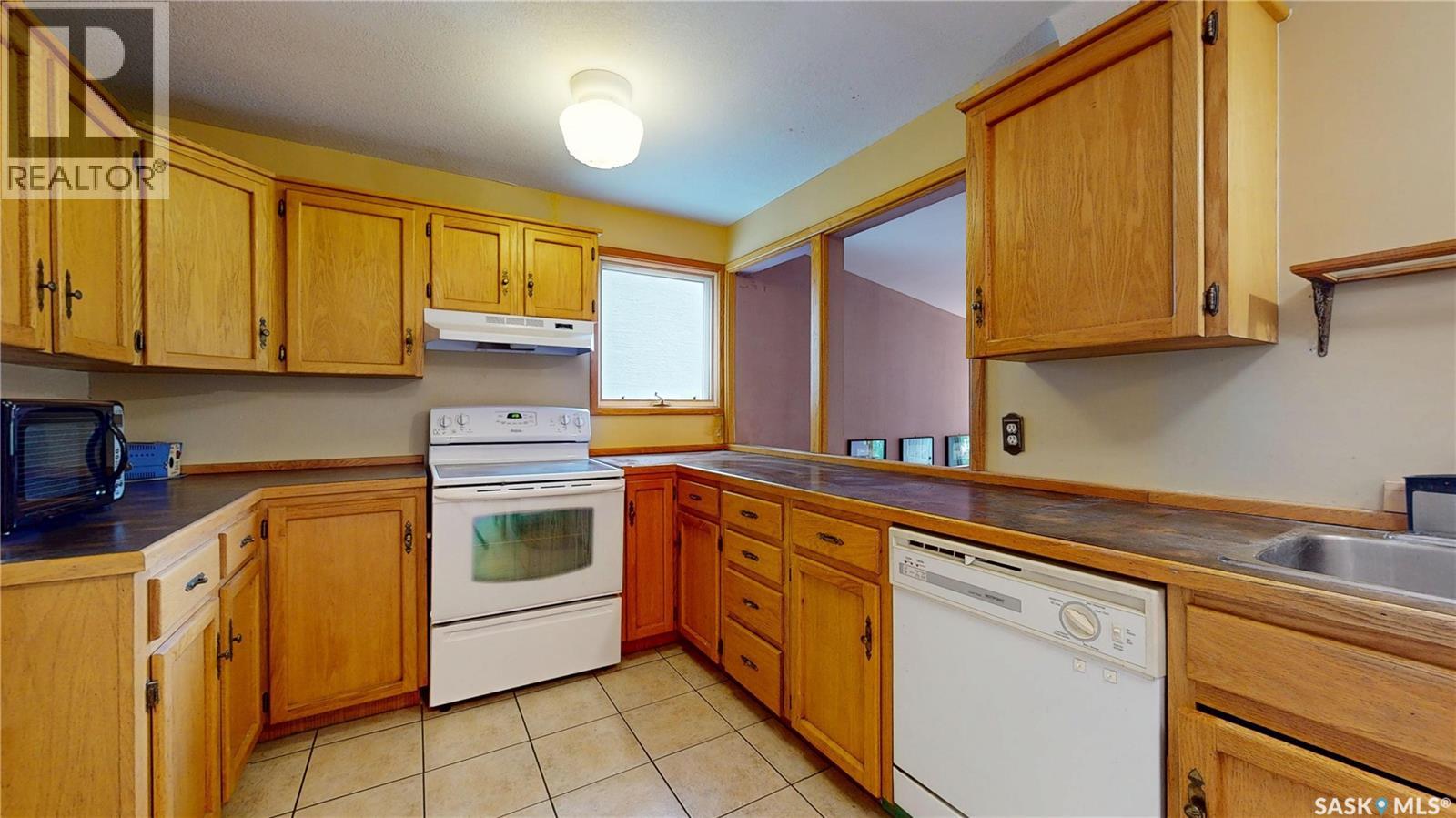 2879 Garnet Street, Regina, Saskatchewan  S4S 1X1 - Photo 9 - SK038192