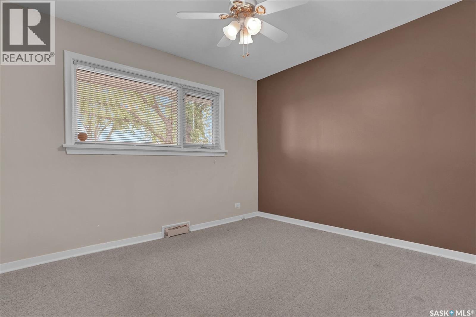 605 College Avenue E, Regina, Saskatchewan  S4N 0W3 - Photo 22 - SK038043