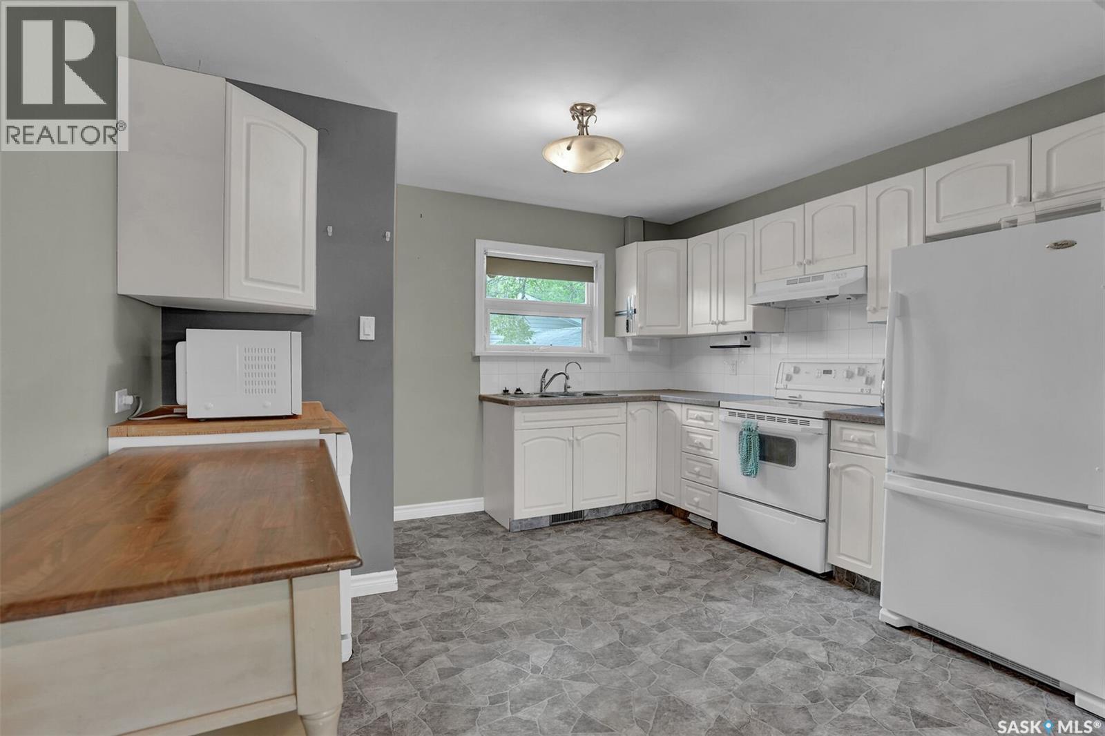 605 College Avenue E, Regina, Saskatchewan  S4N 0W3 - Photo 6 - SK038043