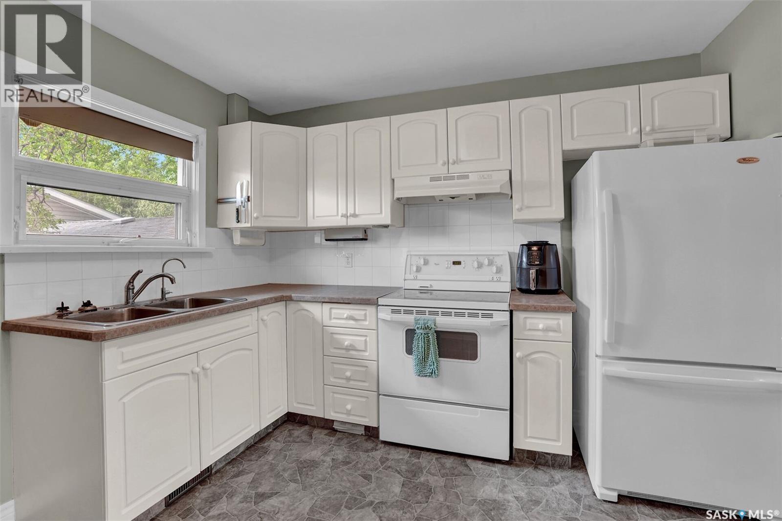 605 College Avenue E, Regina, Saskatchewan  S4N 0W3 - Photo 7 - SK038043