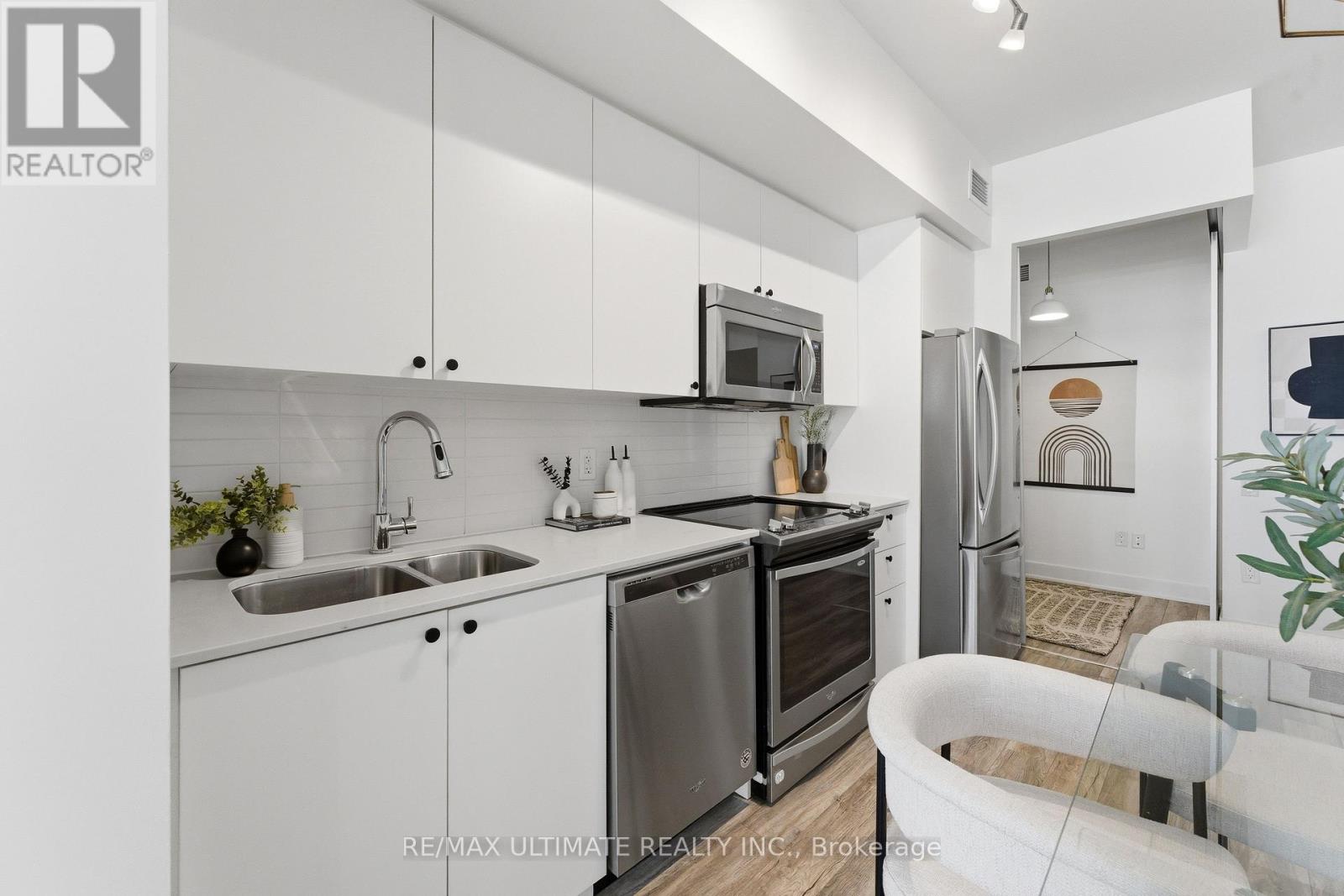 618 - 30 Roehampton Avenue, Toronto, Ontario  M4P 0B9 - Photo 9 - C13241174