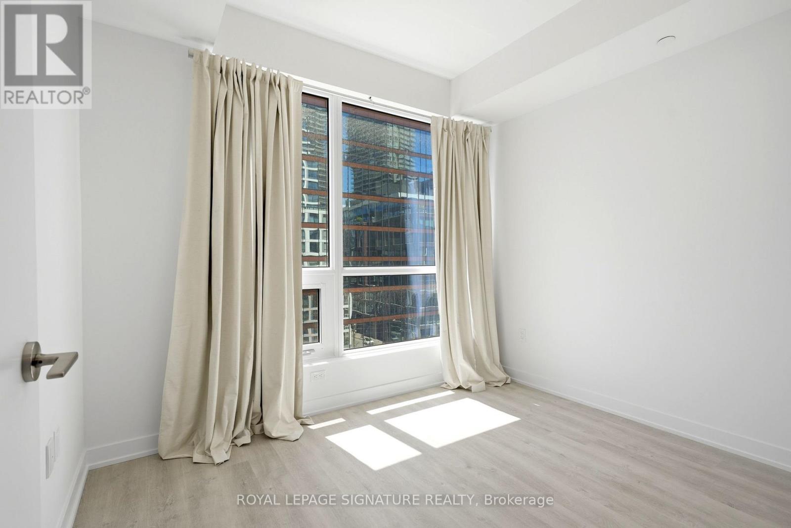 818 - 15 Richardson Street, Toronto, Ontario  M5A 0Y5 - Photo 6 - C13241200