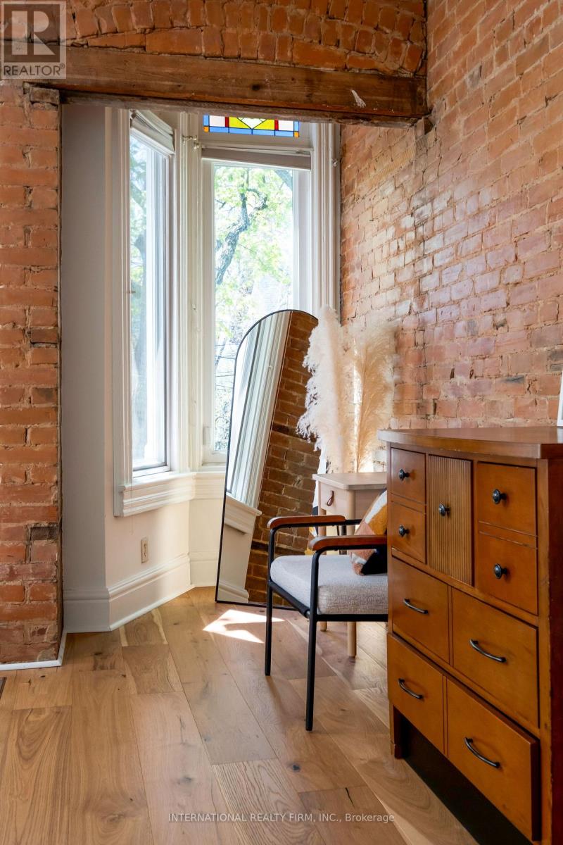 319 Markham Street, Toronto, Ontario  M6G 2K8 - Photo 12 - C13241344