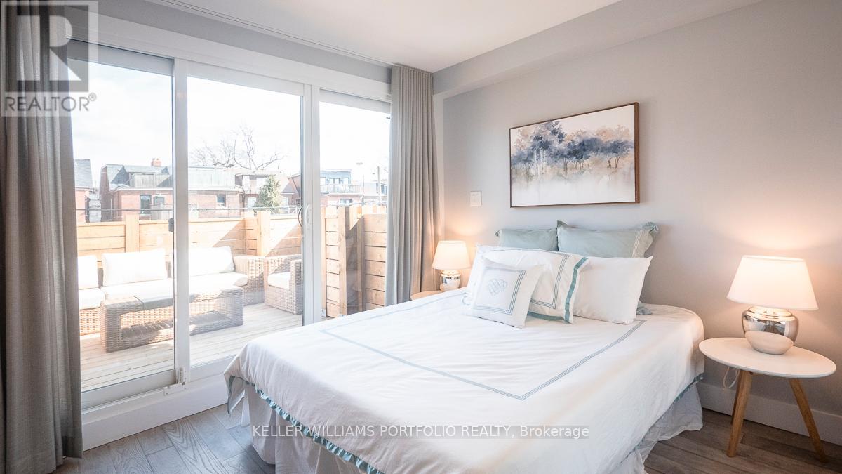 2nd Fl - 207 Beatrice Street, Toronto, Ontario  M6G 3E9 - Photo 6 - C13241444