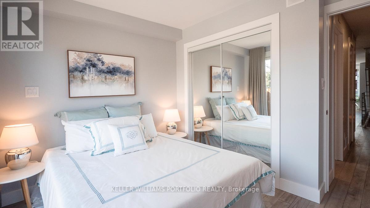 2nd Fl - 207 Beatrice Street, Toronto, Ontario  M6G 3E9 - Photo 7 - C13241444