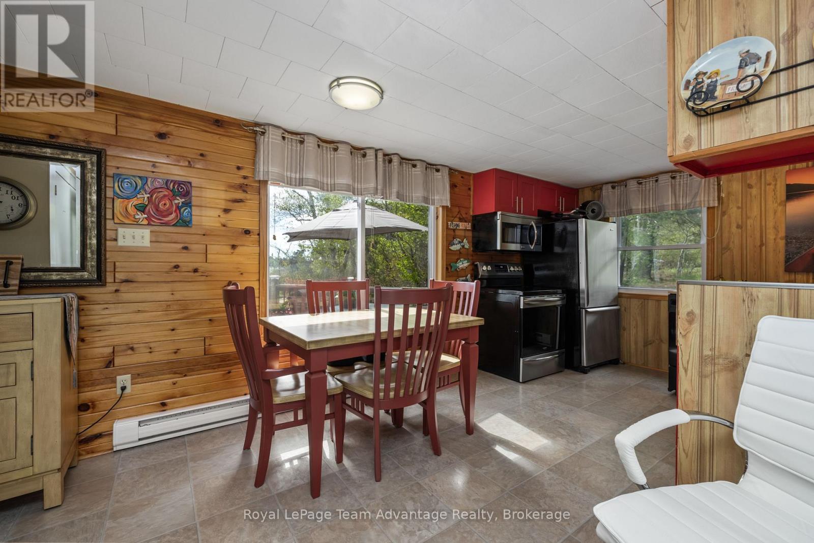 2420 Riverside Drive, Parry Sound Remote Area, Ontario  P0G 1A0 - Photo 10 - X13224424