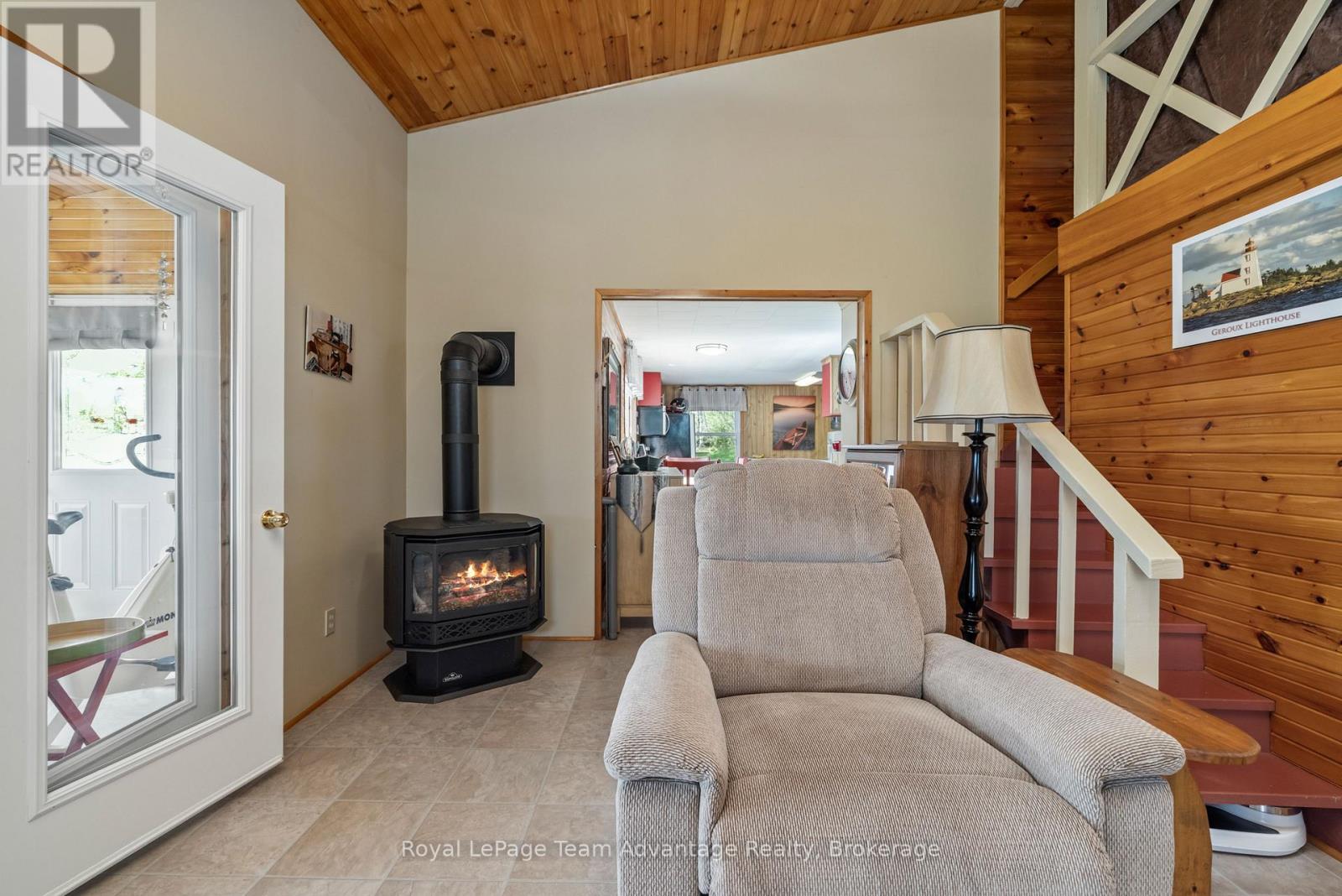 2420 Riverside Drive, Parry Sound Remote Area, Ontario  P0G 1A0 - Photo 17 - X13224424
