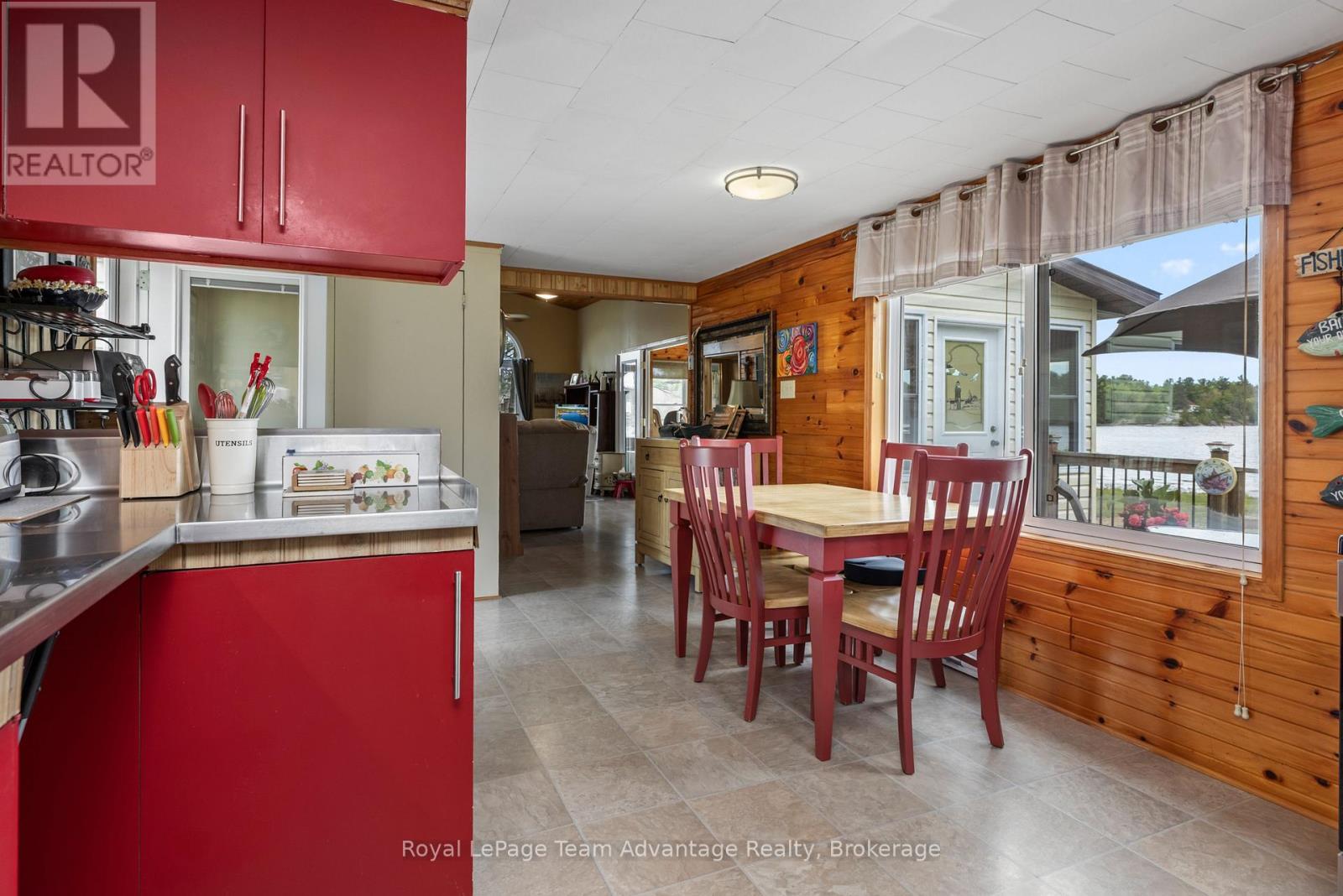 2420 Riverside Drive, Parry Sound Remote Area, Ontario  P0G 1A0 - Photo 7 - X13224424