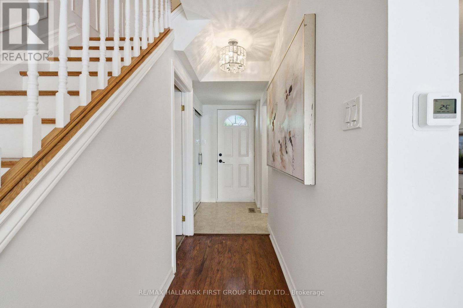 102 - 925 Bayly Street, Pickering, Ontario  L1W 1L4 - Photo 3 - E13241098