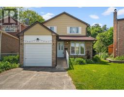 28 CHAD CRESCENT, Toronto, Ontario