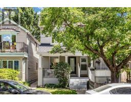 209 RHODES AVENUE, Toronto, Ontario