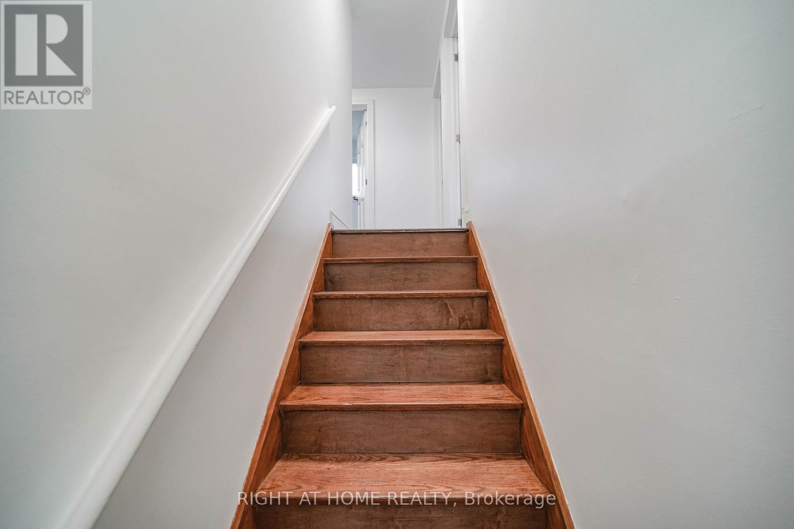 35 Tillbrook Court, Toronto, Ontario  M1B 1N5 - Photo 16 - E13241422
