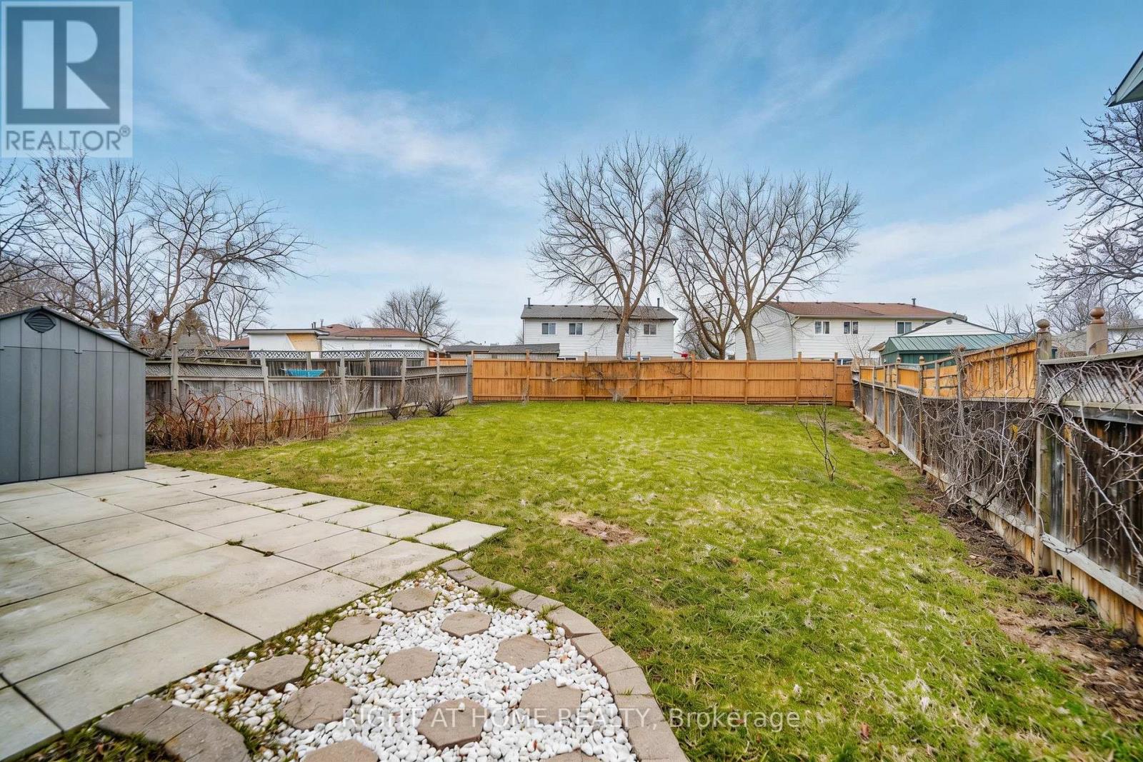 35 Tillbrook Court, Toronto, Ontario  M1B 1N5 - Photo 37 - E13241422