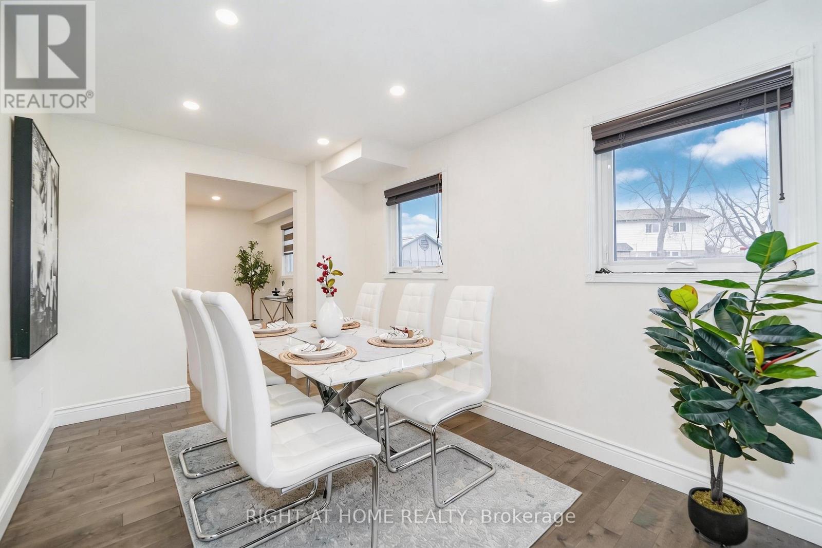 35 Tillbrook Court, Toronto, Ontario  M1B 1N5 - Photo 7 - E13241422