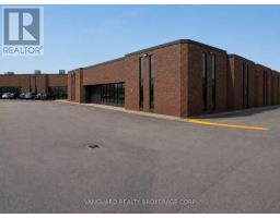 81 ST REGIS CRESCENT S, Toronto, Ontario