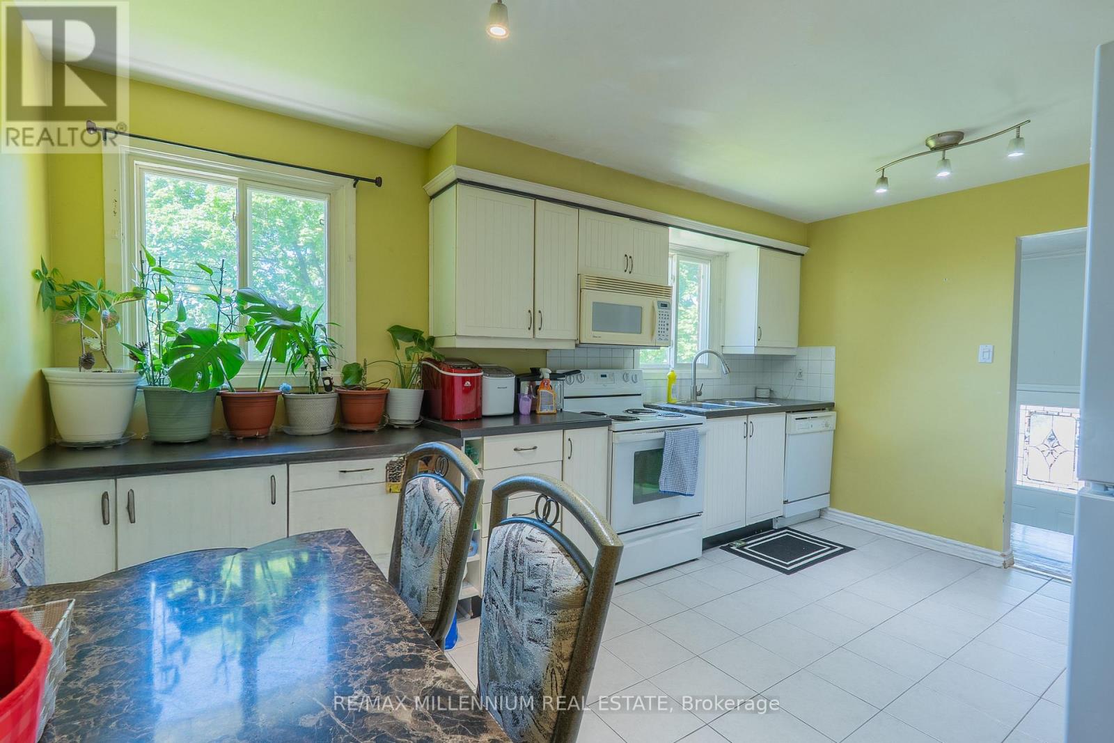 29 Major Oaks Drive, Brampton, Ontario  L6V 3K1 - Photo 18 - W13237732
