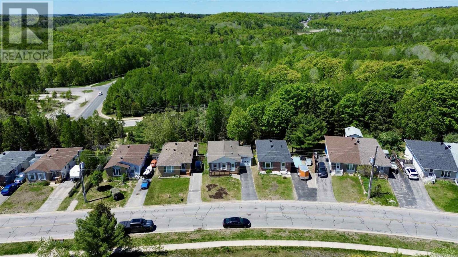 130 Taylor Blvd, Elliot Lake, Ontario P5A 3K8 - Photo 43 - SM261260