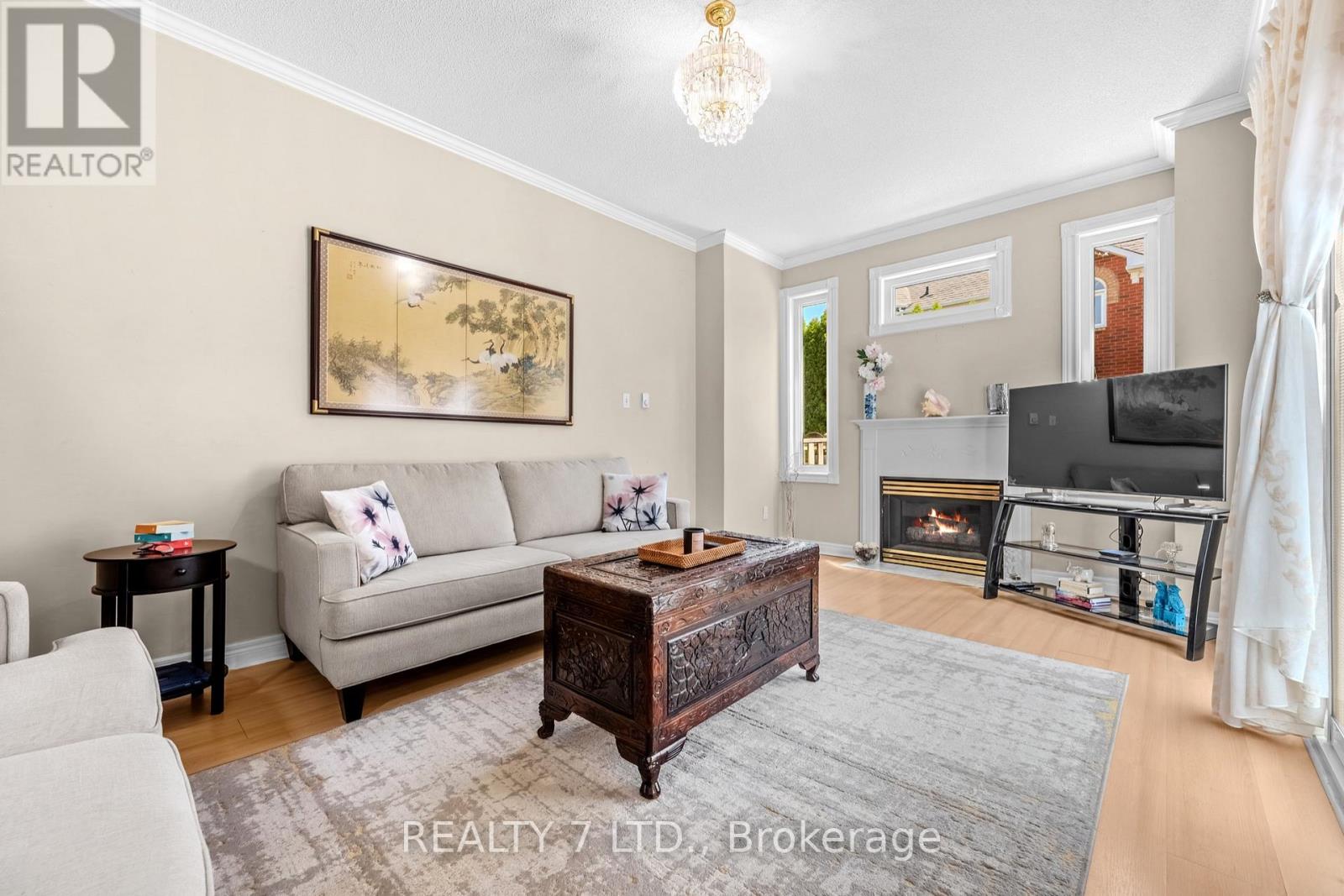 211 Downey Circle, Aurora, Ontario  L4G 7E8 - Photo 12 - N13241306