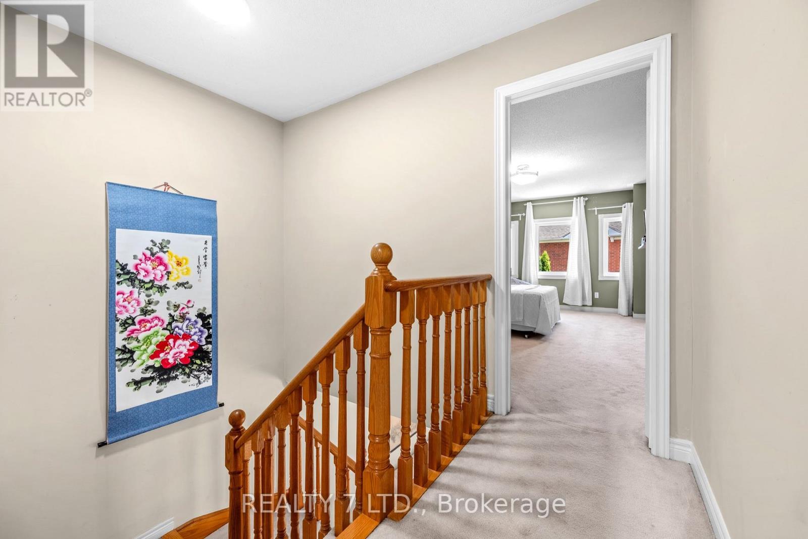 211 Downey Circle, Aurora, Ontario  L4G 7E8 - Photo 15 - N13241306