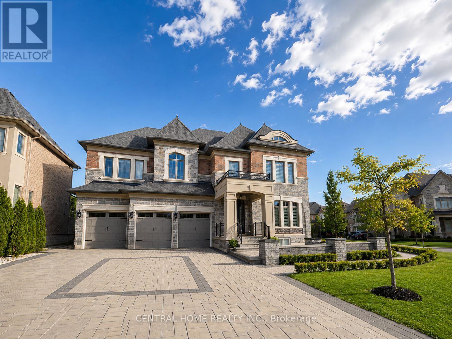 33 James Stokes Court, King, Ontario  L7B 0M7 - Photo 2 - N13241448