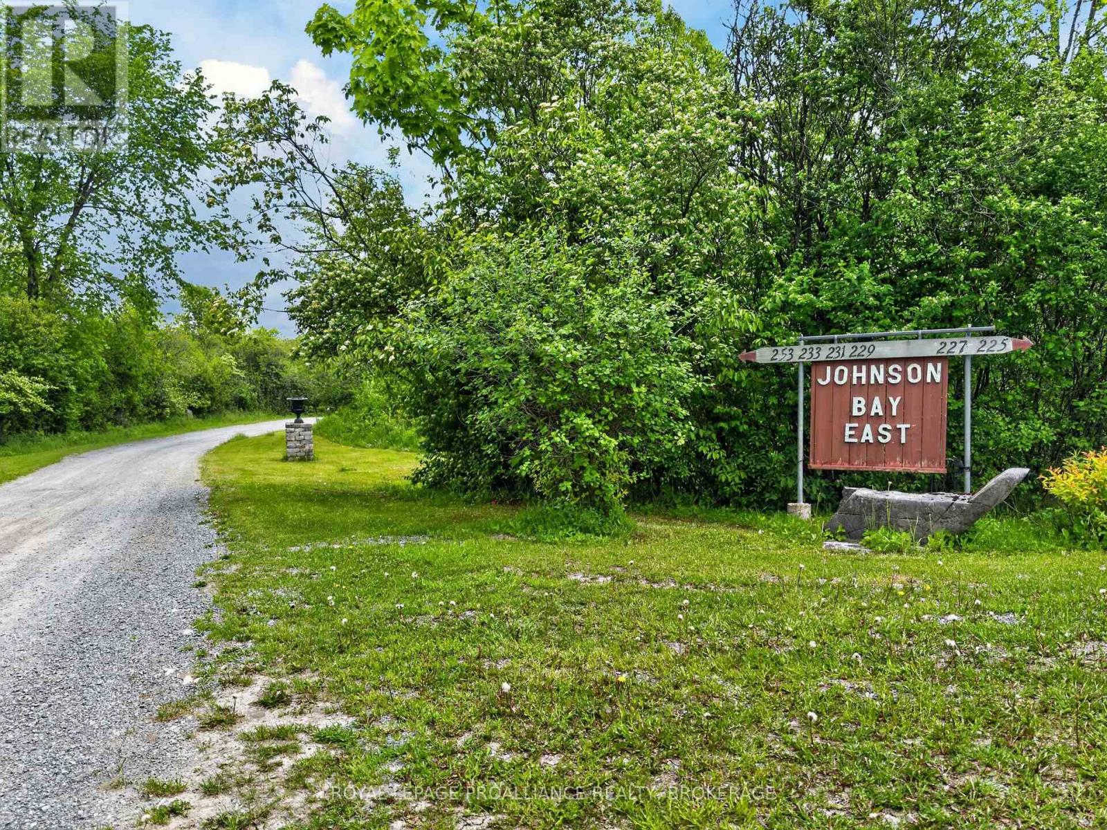 229 Johnson Bay Lane, Frontenac Islands, Ontario  K7G 2V6 - Photo 3 - X13241596