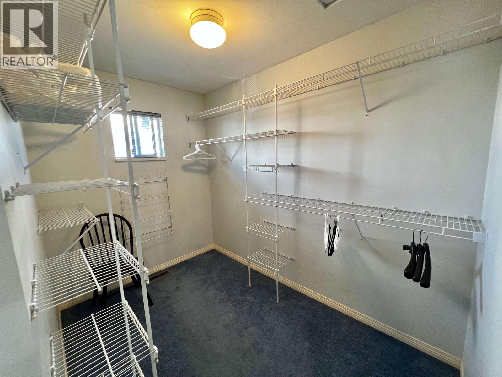A 4864 Watling Street, Burnaby, British Columbia  V5J 1W5 - Photo 5 - R3087585
