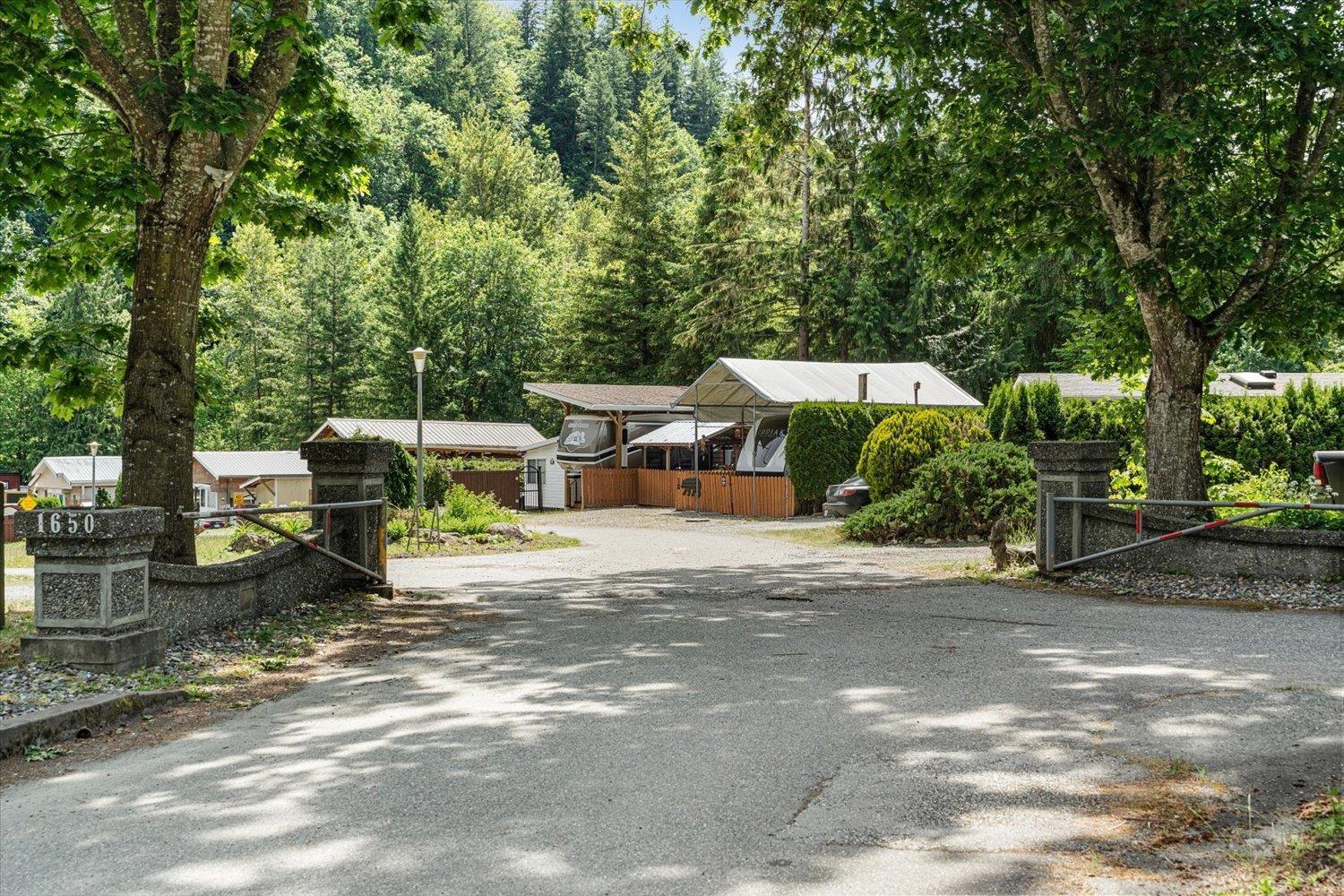 49 1650 Columbia Valley Road, Columbia Valley, Columbia Valley, British Columbia  V2R 4X4 - Photo 26 - R3131248