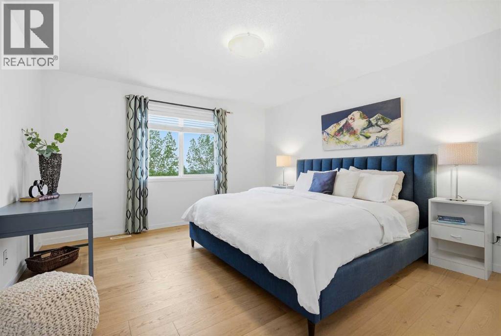 114 Cougarstone Crescent Sw, Calgary, Alberta  T3H 4Z5 - Photo 21 - A2317024