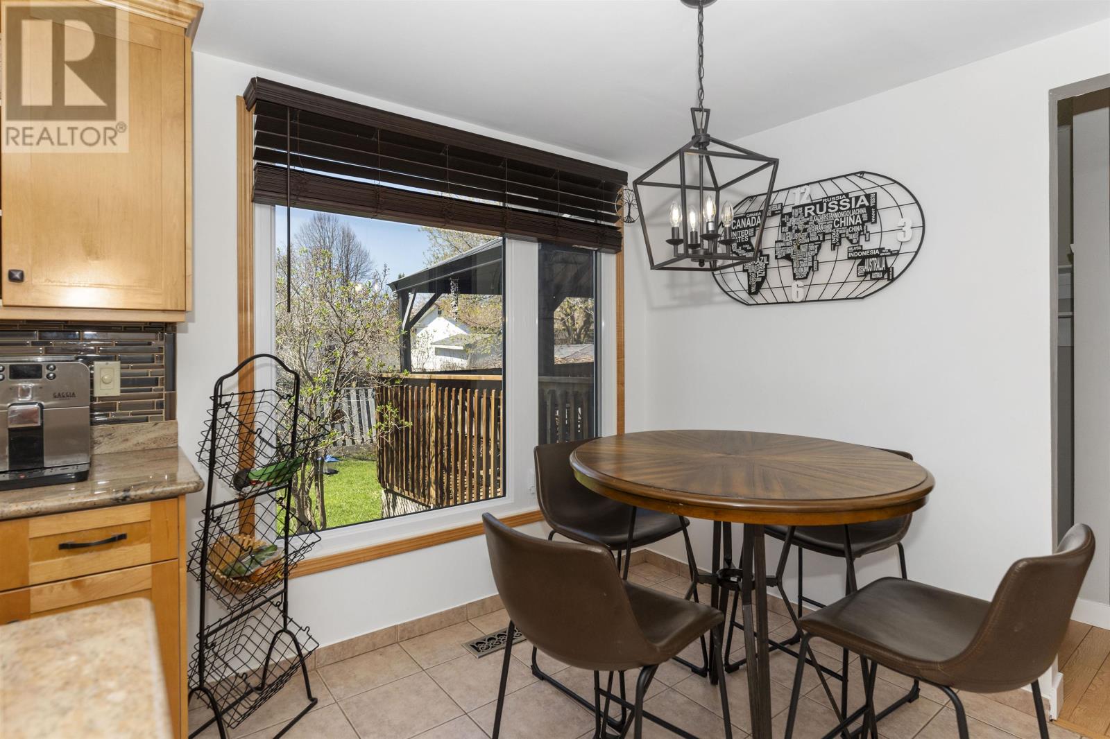 415 Chelsea Cres, Thunder Bay, Ontario  P7B 5P8 - Photo 12 - TB2601219