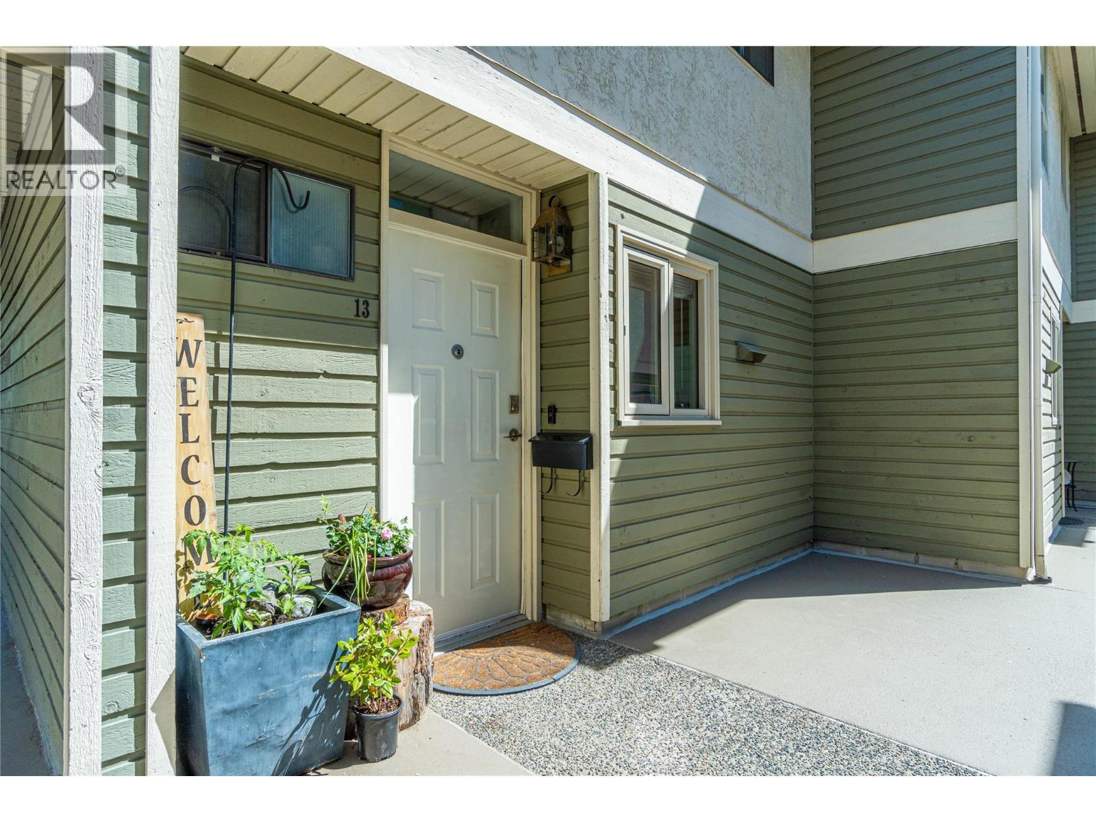 145 NICOLA Street Unit# 13