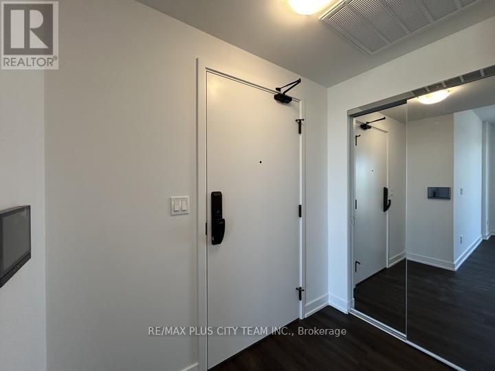 2301 - 2075 Lakeshore Road, Burlington, Ontario  L7R 0H3 - Photo 14 - W13241162