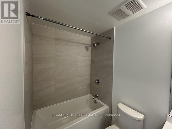 2301 - 2075 Lakeshore Road, Burlington, Ontario  L7R 0H3 - Photo 8 - W13241162