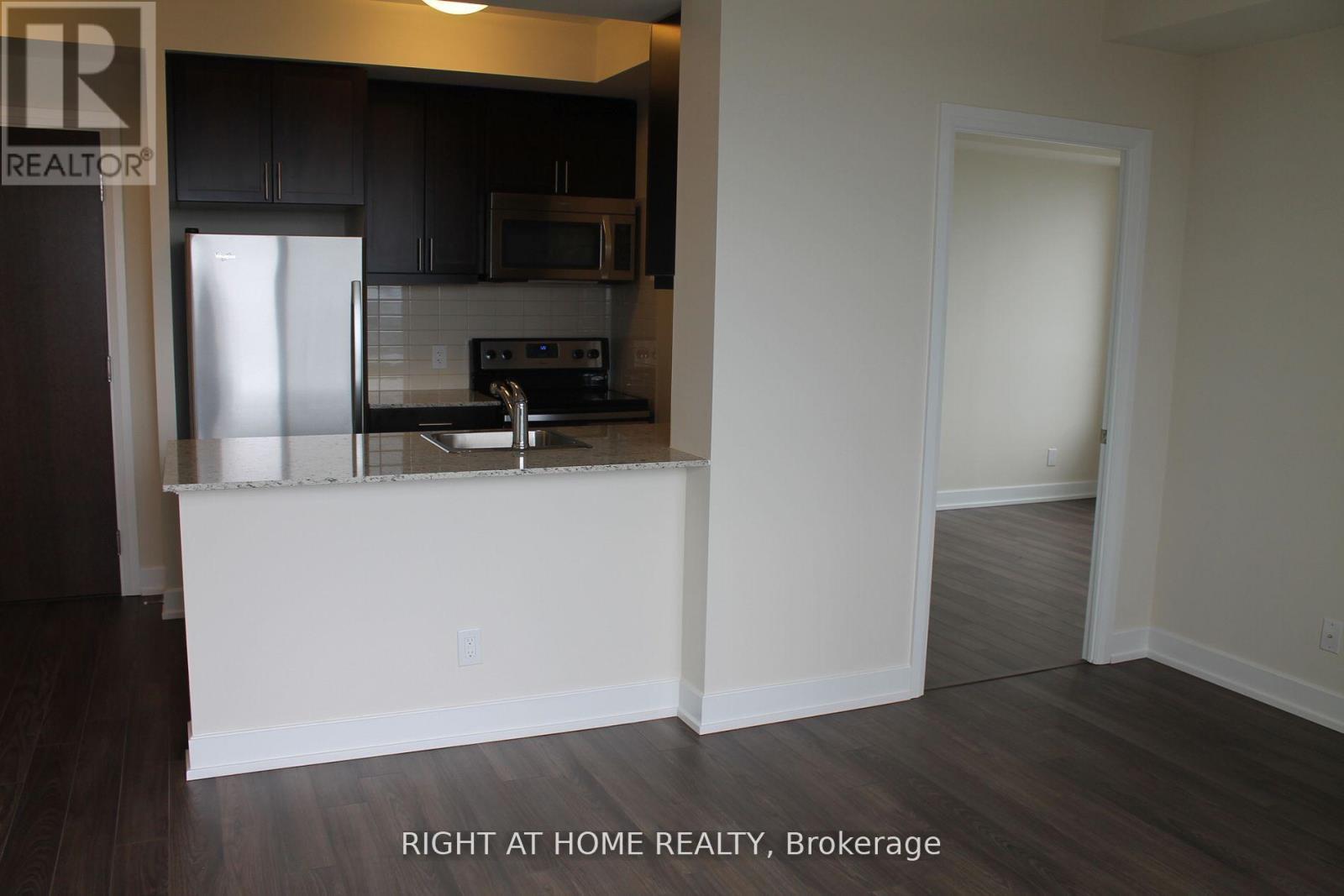 2922 - 2 Eva Road, Toronto, Ontario  M9C 0A9 - Photo 13 - W13241258