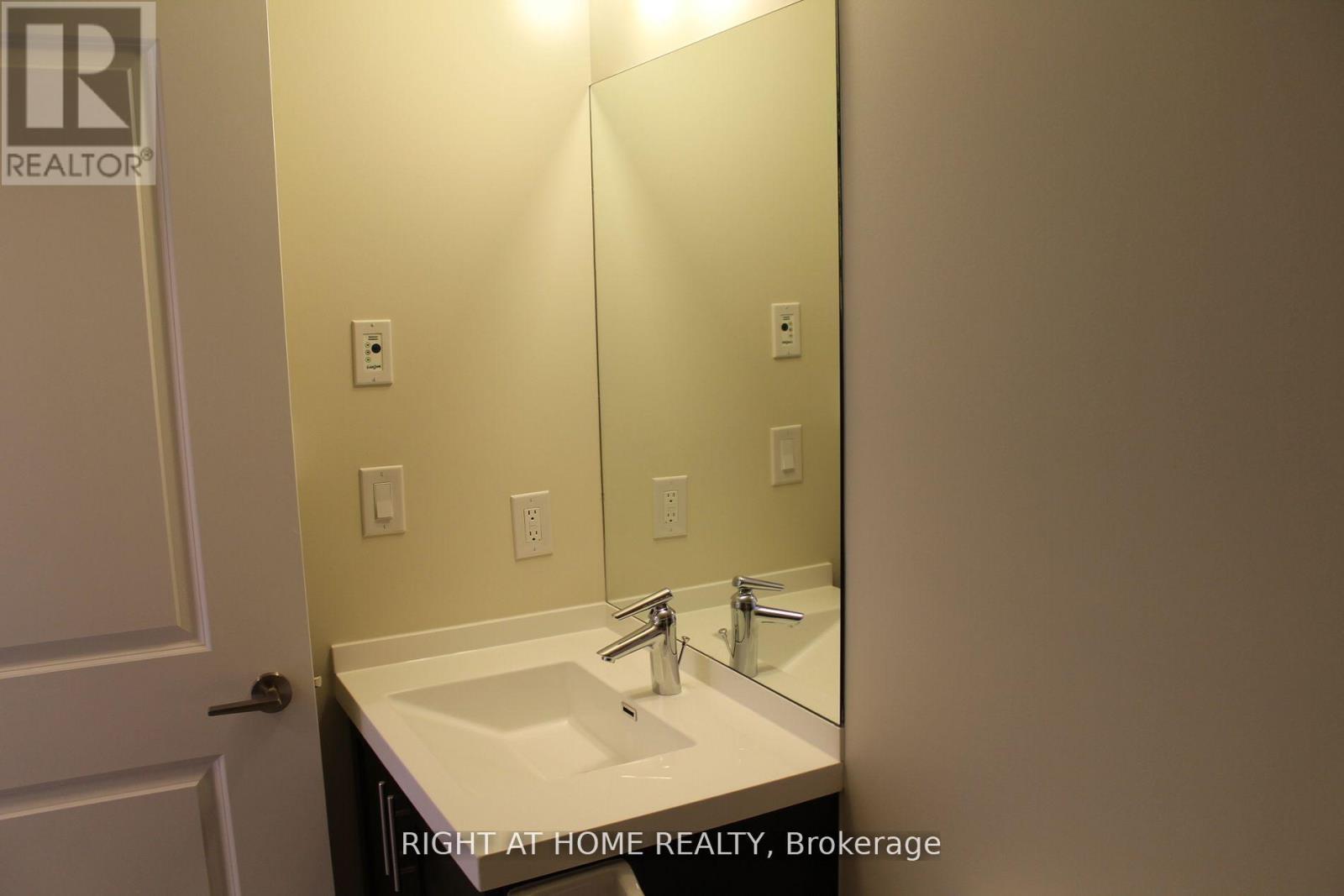 2922 - 2 Eva Road, Toronto, Ontario  M9C 0A9 - Photo 25 - W13241258