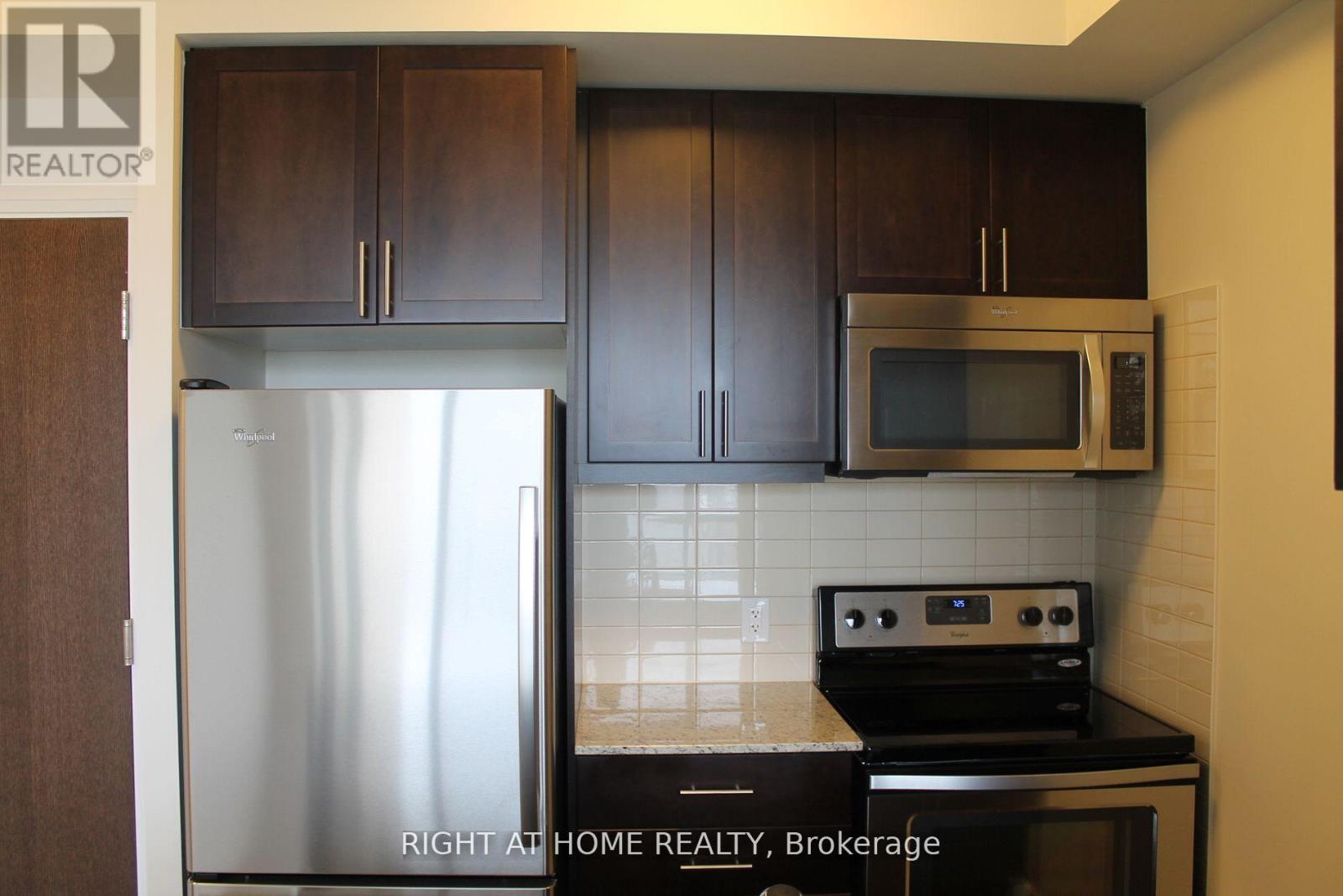 2922 - 2 Eva Road, Toronto, Ontario  M9C 0A9 - Photo 30 - W13241258
