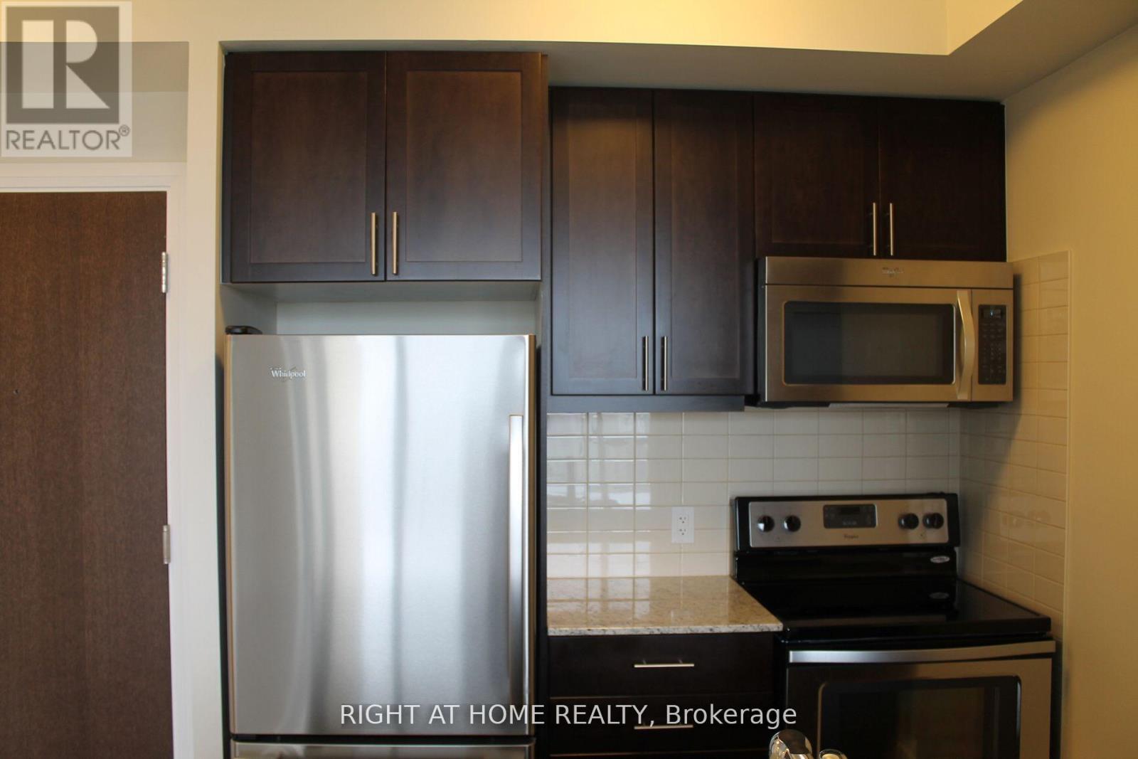 2922 - 2 Eva Road, Toronto, Ontario  M9C 0A9 - Photo 31 - W13241258