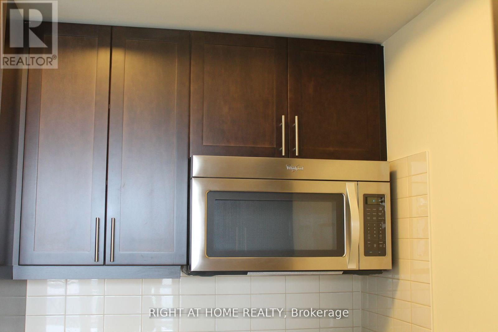 2922 - 2 Eva Road, Toronto, Ontario  M9C 0A9 - Photo 32 - W13241258
