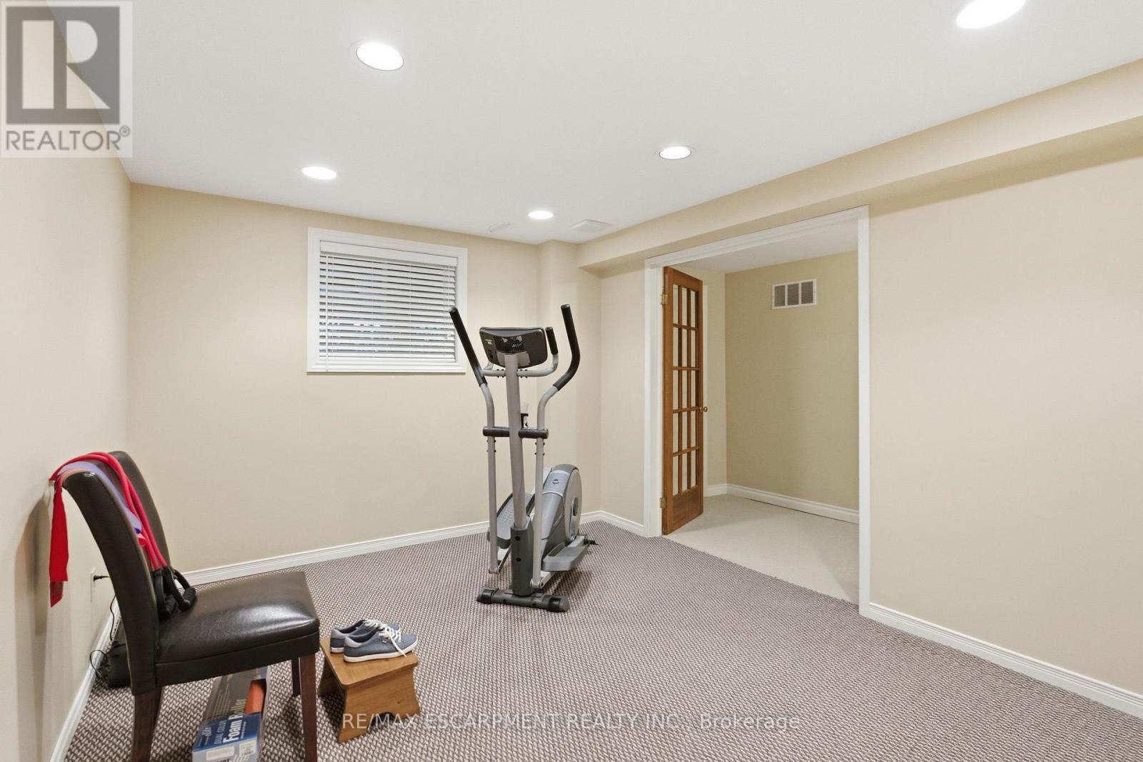 2136 Winding Way, Burlington, Ontario  L7M 2X9 - Photo 30 - W13241262