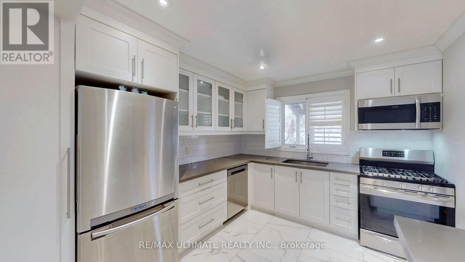 3081 Olympus Mews, Mississauga, Ontario  L5N 4V8 - Photo 5 - W13241284