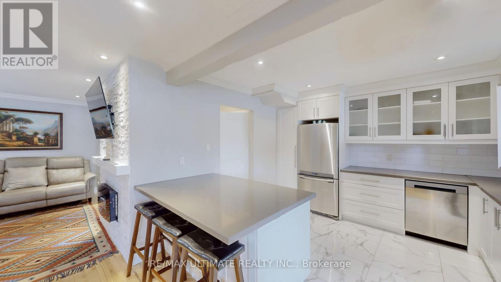3081 Olympus Mews, Mississauga, Ontario  L5N 4V8 - Photo 7 - W13241284