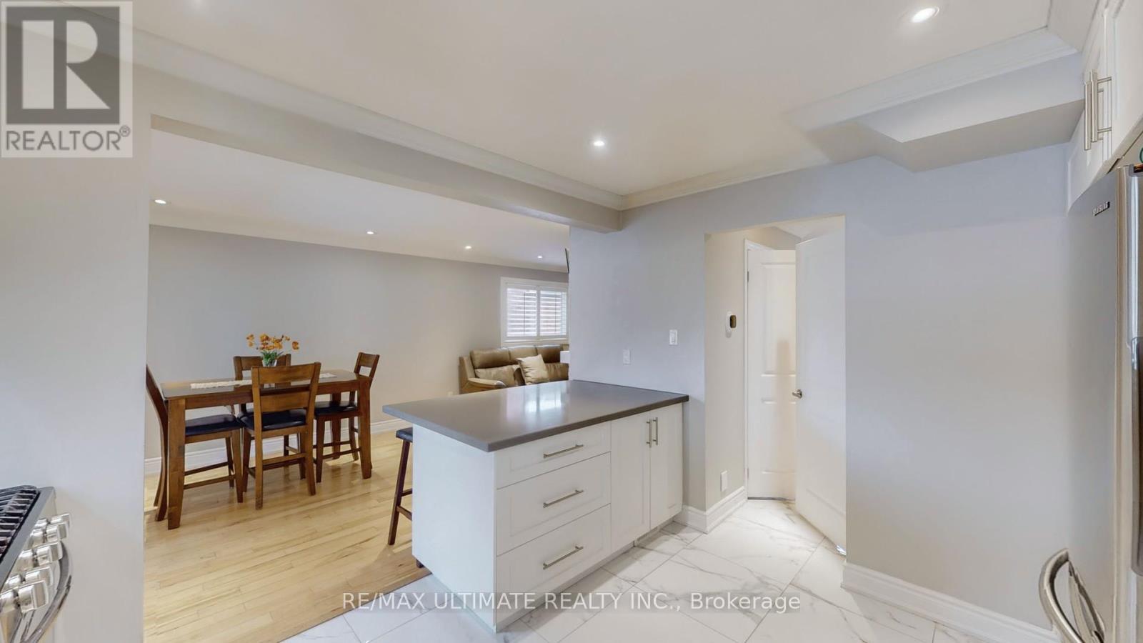 3081 Olympus Mews, Mississauga, Ontario  L5N 4V8 - Photo 9 - W13241284