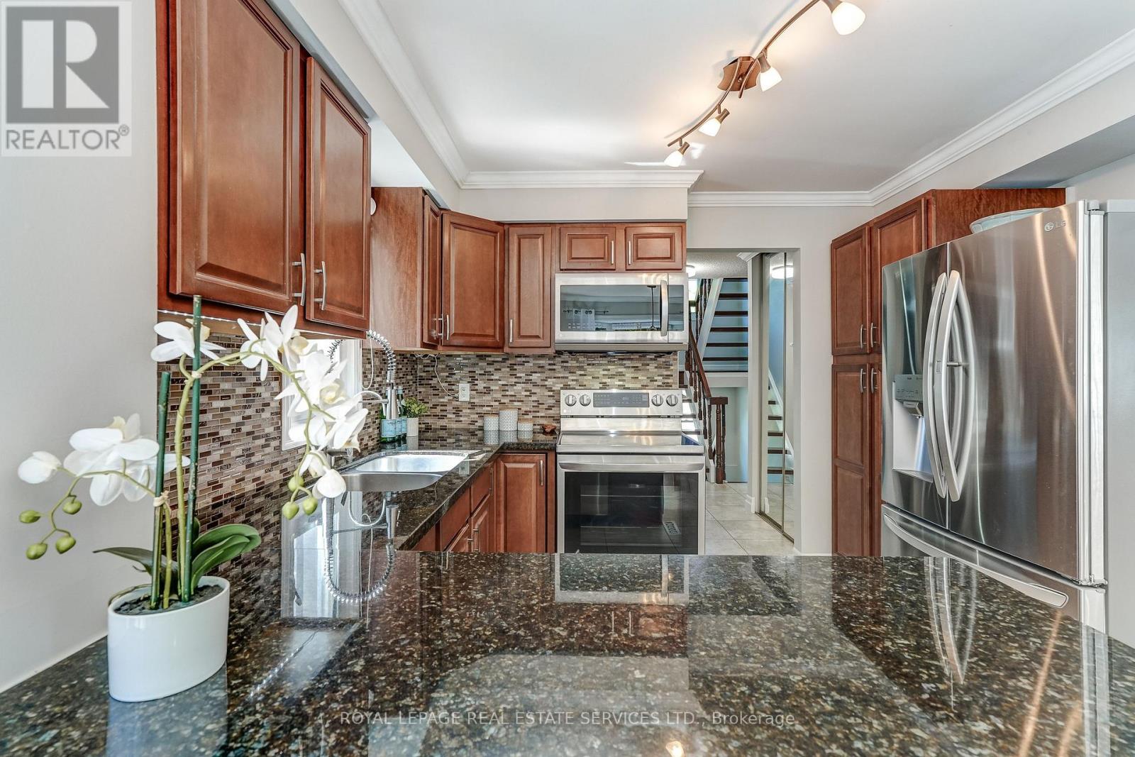 41 - 41 Neuchatel Place, Mississauga, Ontario  L5N 6A7 - Photo 17 - W13241336