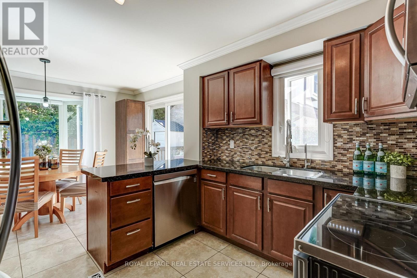 41 - 41 Neuchatel Place, Mississauga, Ontario  L5N 6A7 - Photo 18 - W13241336